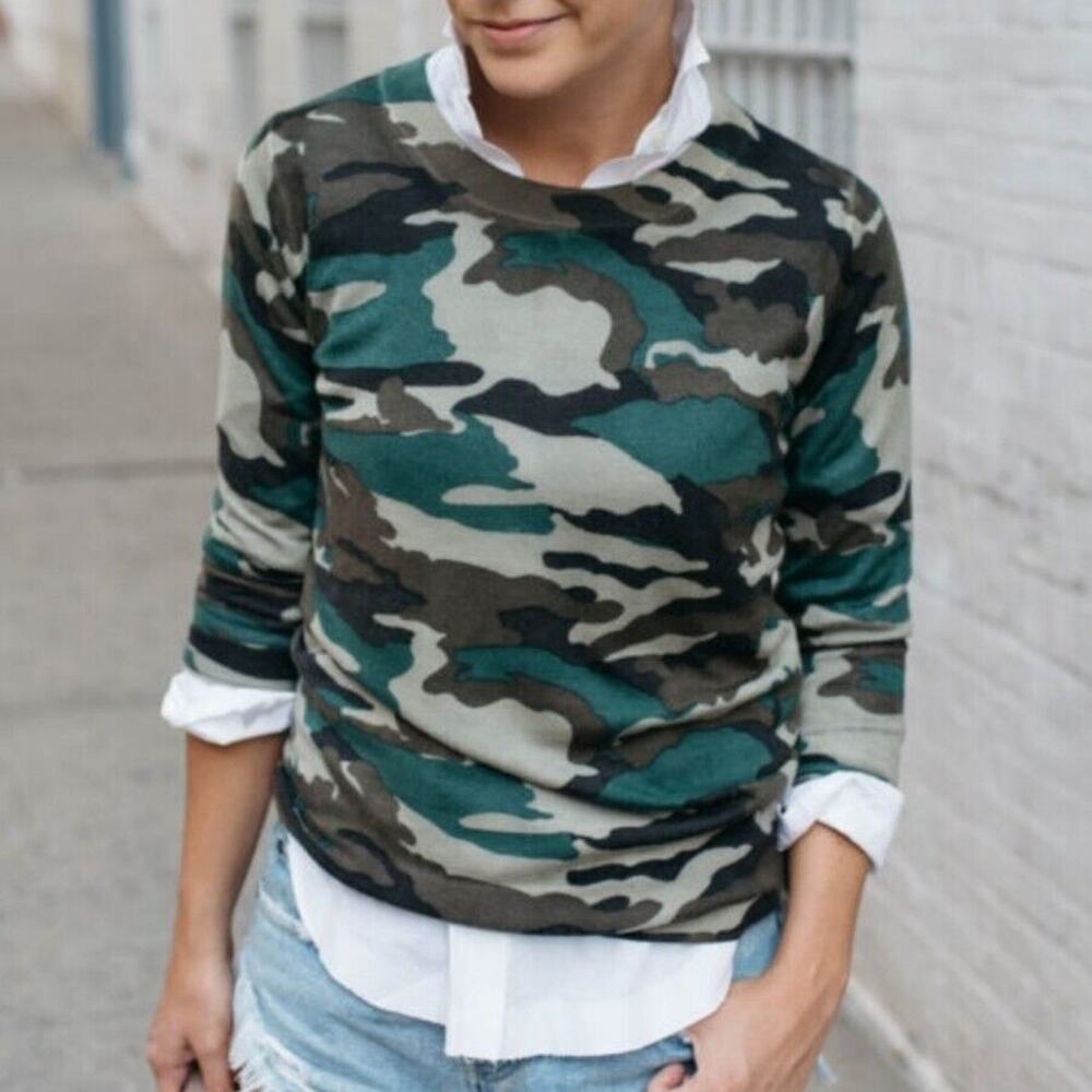 J Crew Women Green Camo Merino Wool Sweater XS Preppy Cozy Classic Casual